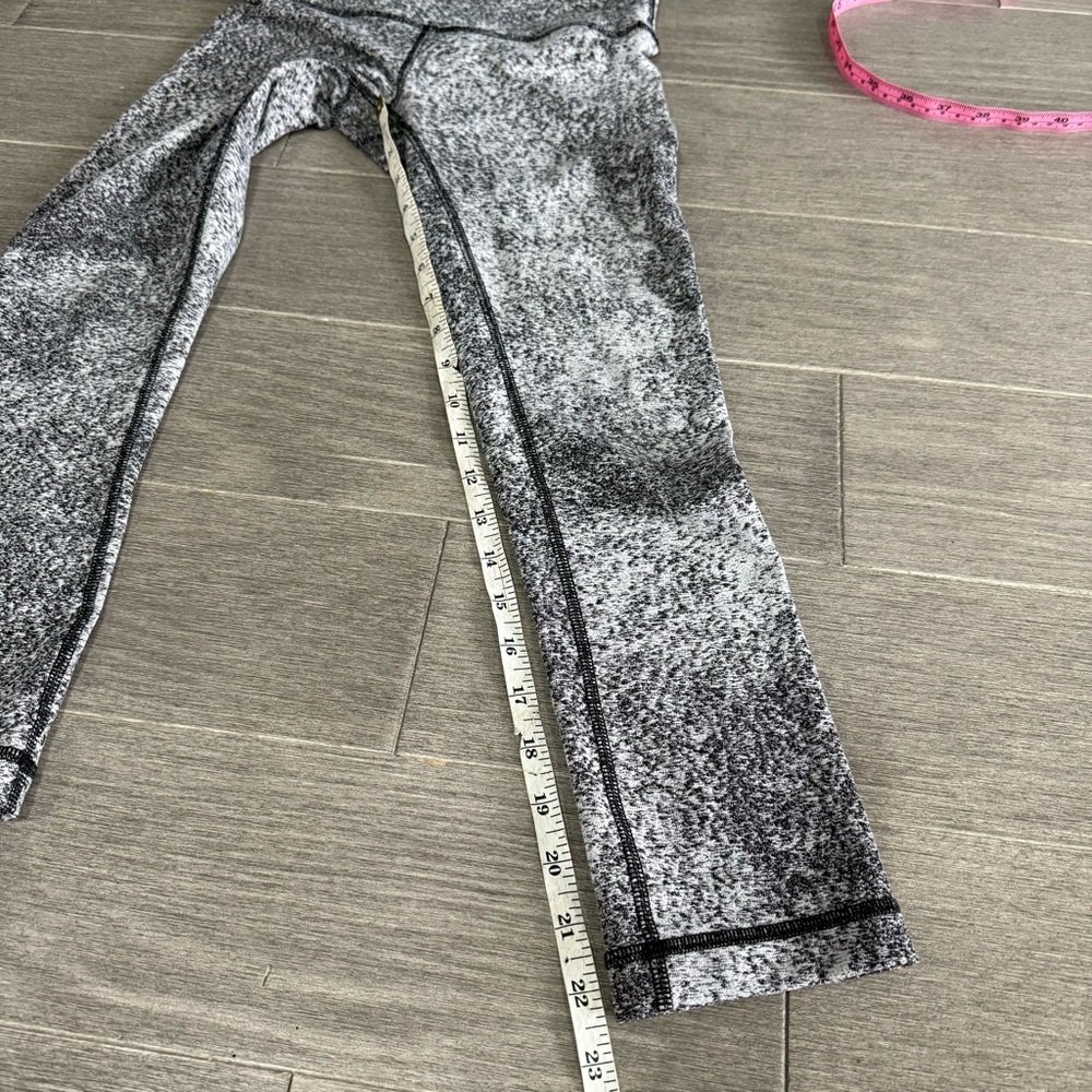 Lululemon Wunder Under Crop (Hi-Rise) Luon Spray Jacquard White Black Leggings 4 - Picture 12 of 13
